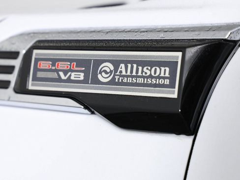 New 2026 GMC Sierra 3500 SLT w/ SLT Convenience Package AWD/4WD image 10