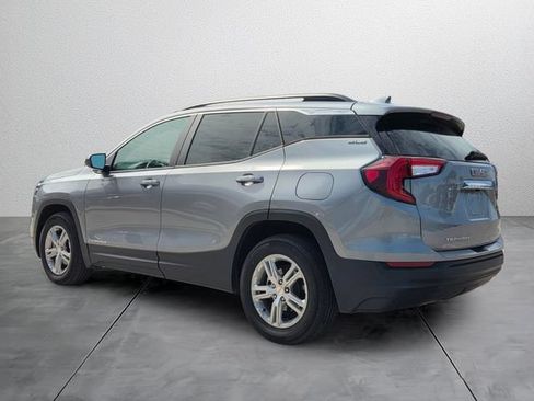 Used 2023 GMC Terrain SLE w/ Driver Convenience Package FWD image 3
