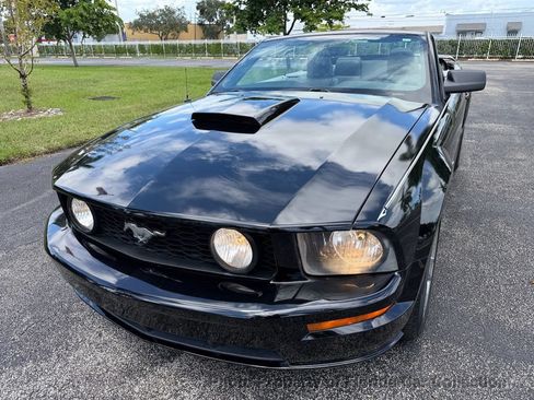 Used 2007 Ford Mustang GT Premium RWD image 18