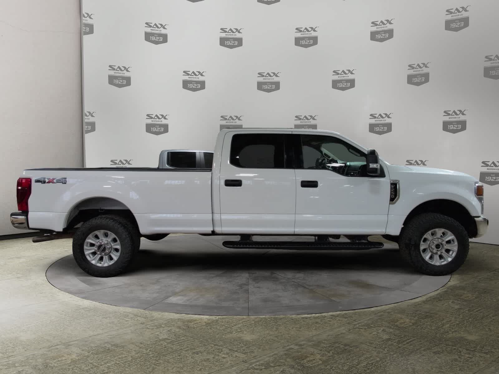 Used 2022 Ford F250 XLT w/ XLT Value Package AWD/4WD image 6