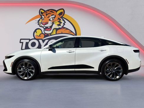 New 2026 Toyota Crown Limited image 8