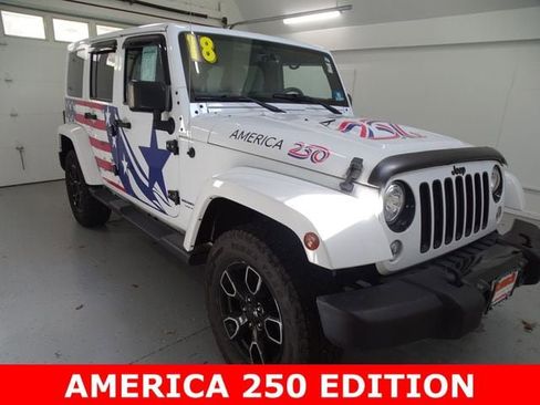 Used 2018 Jeep Wrangler Unlimited Sahara AWD/4WD image 1