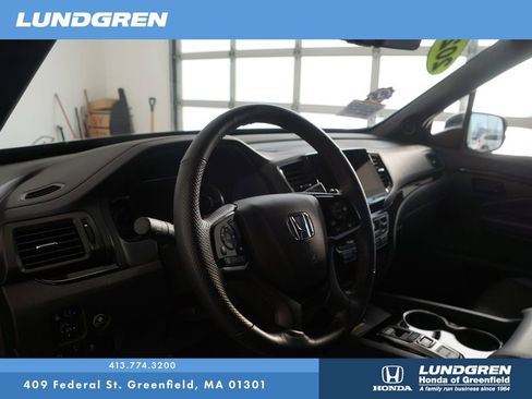 Used 2024 Honda Passport Black Edition image 10