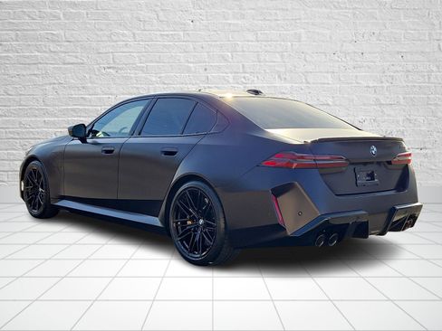 Used 2026 BMW M5 w/ Carbon Package image 4