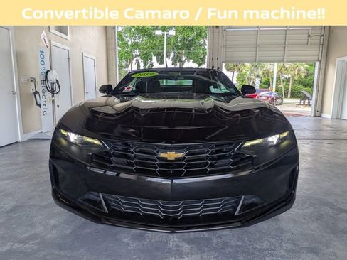 Used 2019 Chevrolet Camaro LT RWD image 9