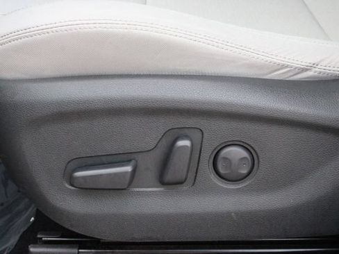 Used 2020 Hyundai Tucson Value AWD/4WD image 17