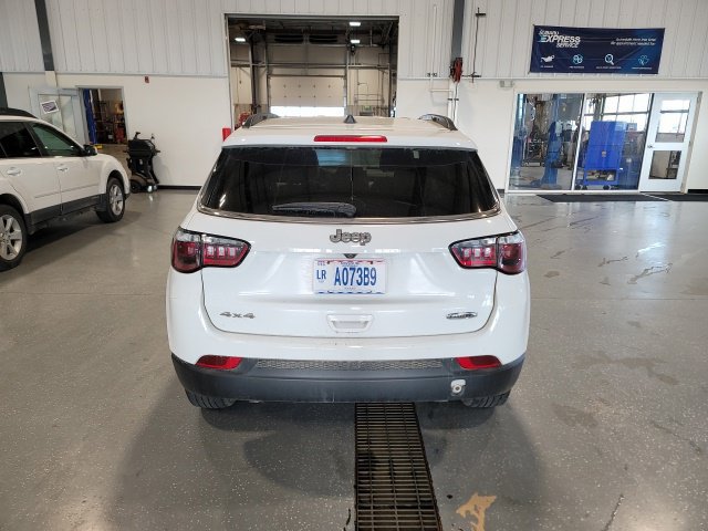 Used 2024 Jeep Compass Latitude AWD/4WD image 6