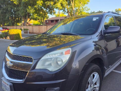 Used 2013 Chevrolet Equinox LT w/ Driver Convenience Package FWD image 2