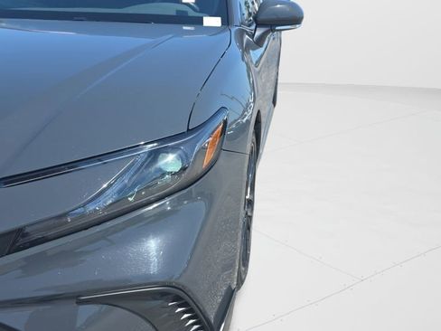 Used 2025 Toyota Camry SE FWD image 24