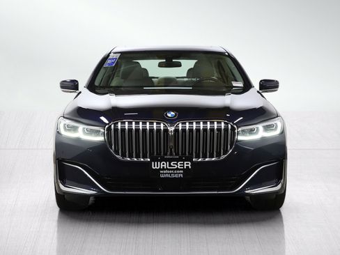Used 2020 BMW 750i xDrive w/ Executive Package AWD/4WD image 8