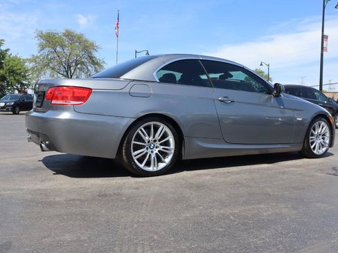 Used 2010 BMW 335i Convertible RWD image 6