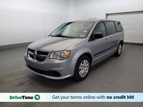 Used 2018 Dodge Grand Caravan SE w/ UConnect Hands-Free Group FWD image 1