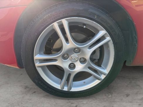 Used 2004 MAZDA MX-5 Miata w/ Convenience Pkg image 9