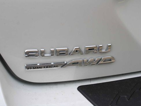 New 2025 Subaru Crosstrek 2.5i Limited w/ Crosstrek Mirror Package image 8