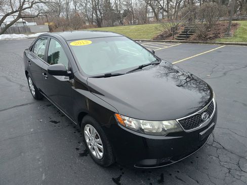 Used 2013 Kia Forte LX image 3
