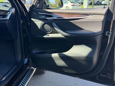 Used 2017 BMW X5 xDrive35i w/ Premium Package image 25