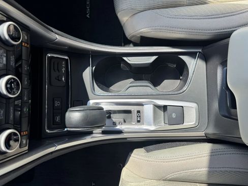 Used 2019 Subaru Ascent Premium AWD/4WD image 28
