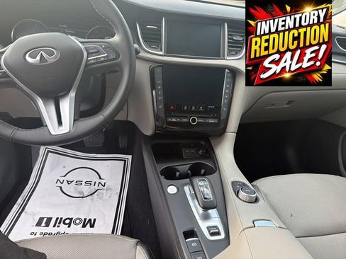 Used 2023 INFINITI QX50 Luxe AWD/4WD image 8