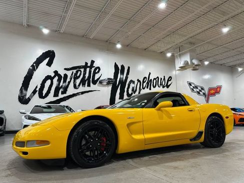 Used 2003 Chevrolet Corvette Z06 w/ Memory Package, 3 Drivers RWD image 1