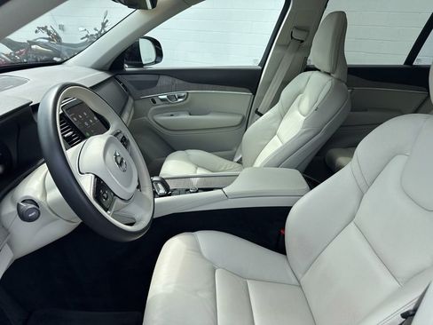Used 2023 Volvo XC90 B6 Plus w/ Protection Package AWD/4WD image 23