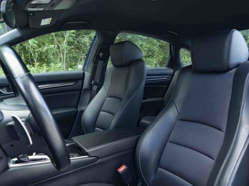 Used 2022 Honda Accord Sport image 17
