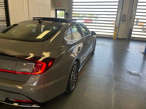 Used 2023 Hyundai Sonata Limited FWD image 12