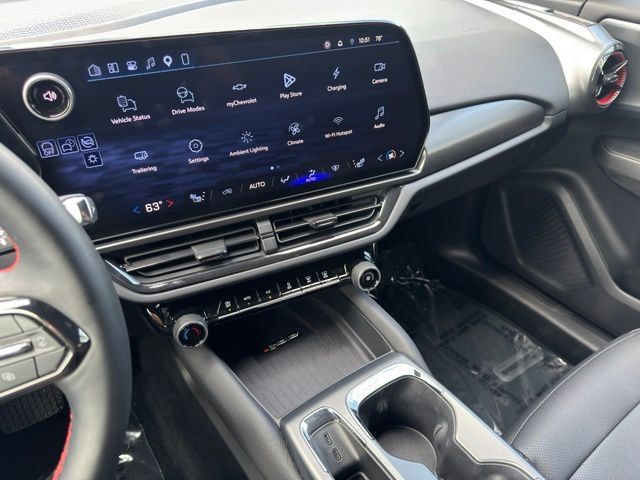 Used 2026 Chevrolet Equinox EV RS AWD/4WD image 15