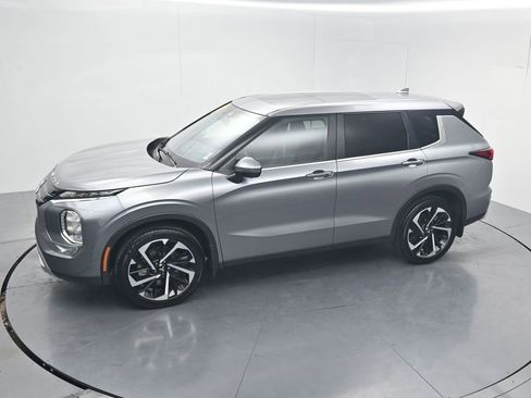 Used 2024 Mitsubishi Outlander SE AWD/4WD image 49