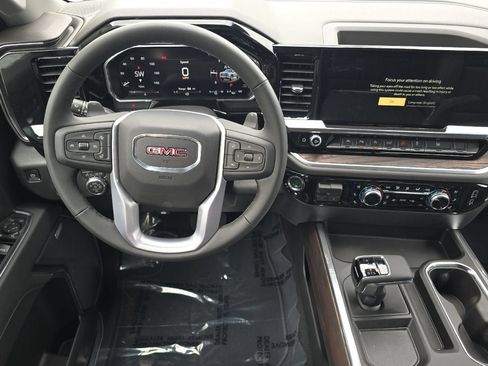 New 2026 GMC Sierra 1500 SLT w/ SLT Premium Package AWD/4WD image 11