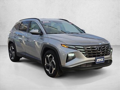 Used 2022 Hyundai Tucson SEL w/ Convenience + Premium Package FWD image 3