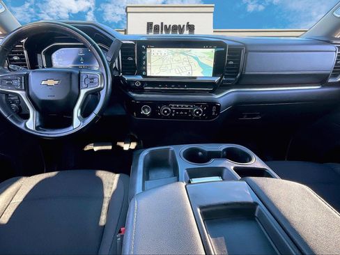 Used 2023 Chevrolet Silverado 1500 LT image 15