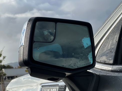 Used 2024 GMC Sierra 1500 SLT image 53