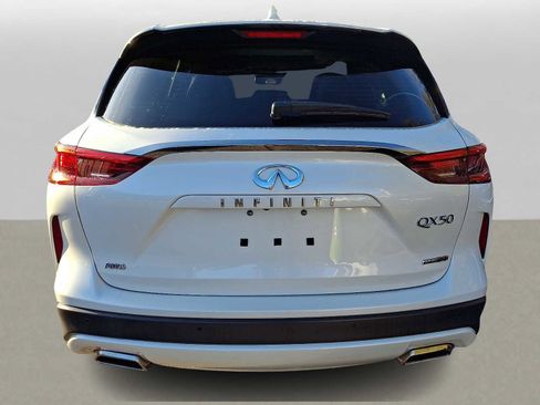 Used 2020 INFINITI QX50 Essential w/ Edition 30 Package image 4