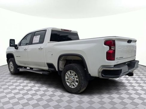 Used 2022 Chevrolet Silverado 2500 LT w/ Fleet Comfort Package AWD/4WD image 6