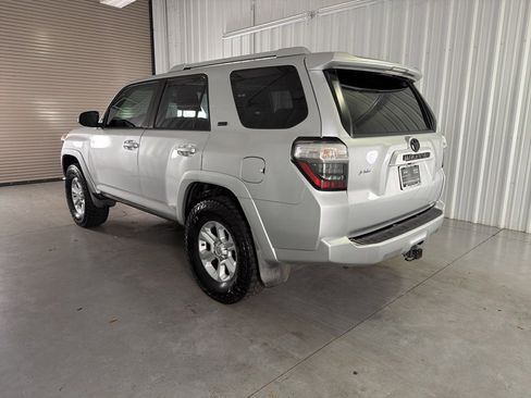 Used 2018 Toyota 4Runner SR5 Premium image 5