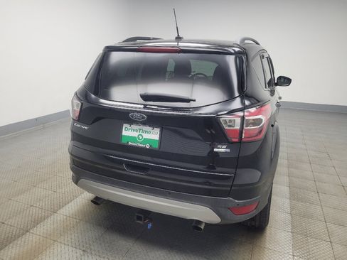 Used 2017 Ford Escape SE w/ Equipment Group 201A AWD/4WD image 7