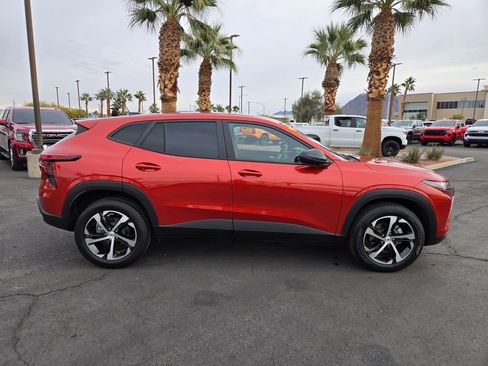 Used 2024 Chevrolet Trax RS w/ Driver Confidence Package image 7