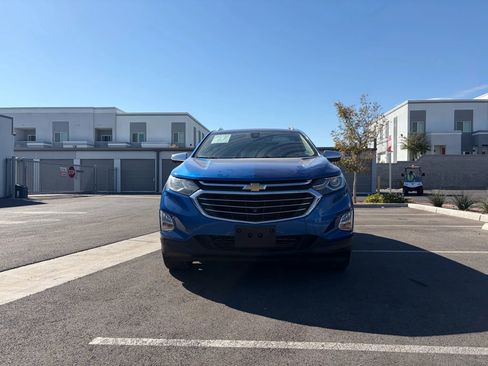 Used 2019 Chevrolet Equinox Premier image 2