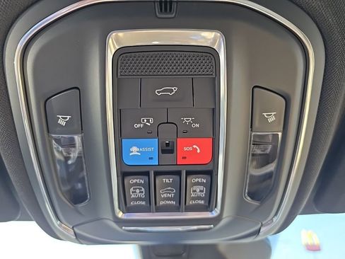 New 2026 Jeep Grand Cherokee Limited AWD/4WD image 48