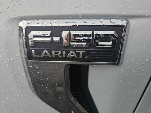 Used 2022 Ford F150 Lariat w/ Equipment Group 502A High image 7