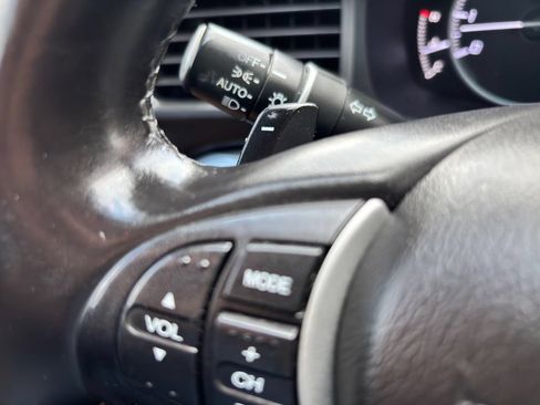 Used 2016 Acura ILX FWD image 39
