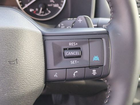 Used 2026 Nissan Rogue SV FWD image 18