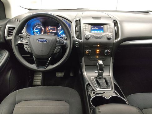 Used 2016 Ford Edge SE image 22