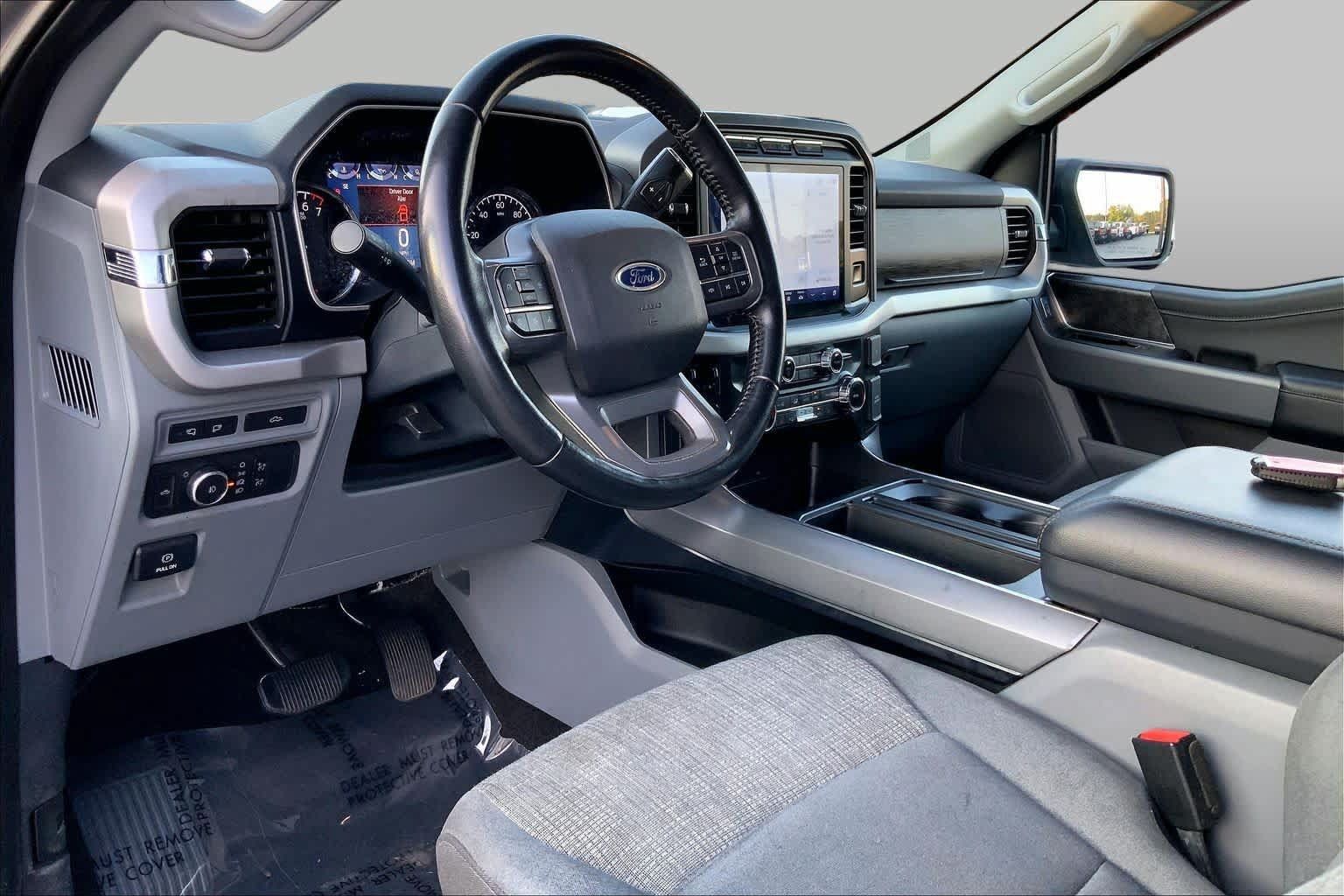 Used 2022 Ford F150 XLT w/ Equipment Group 302A High AWD/4WD image 16