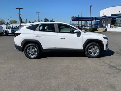 New 2026 Hyundai Tucson SE AWD/4WD image 7