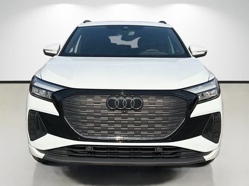 Used 2025 Audi Q4 e-tron Premium w/ Convenience Package RWD image 8