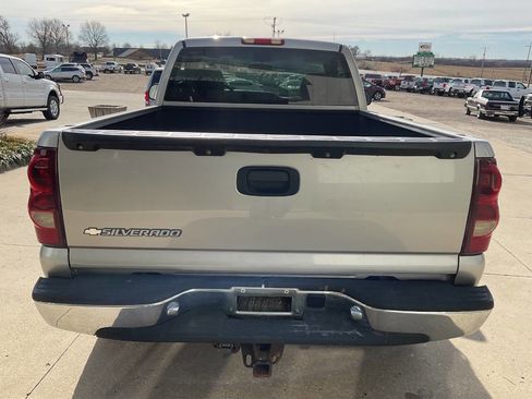 Used 2006 Chevrolet Silverado 1500 LT w/ Light Duty Power Package image 8