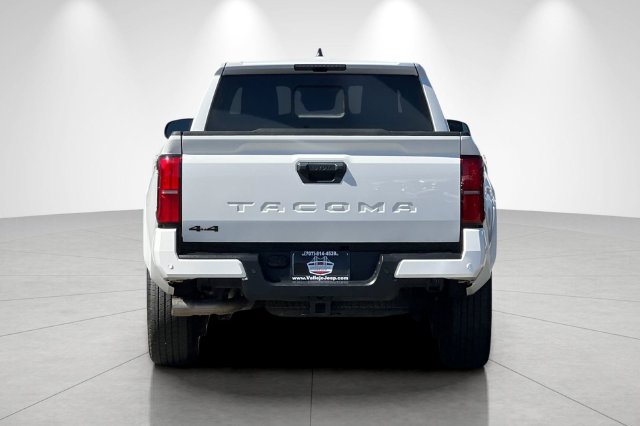 Used 2024 Toyota Tacoma TRD Sport w/ TRD Sport Upgrade Package AWD/4WD image 5