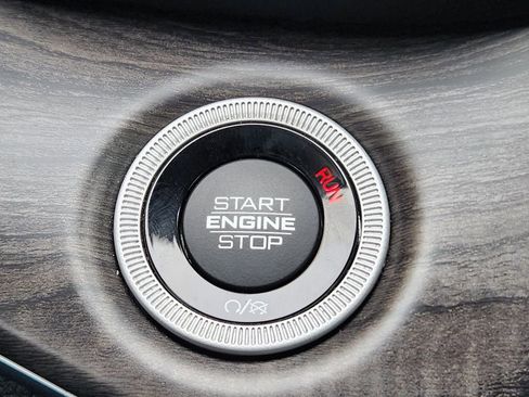 Used 2022 Jeep Grand Cherokee Overland image 22