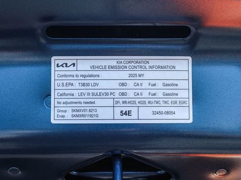 Used 2025 Kia Niro EX FWD image 36